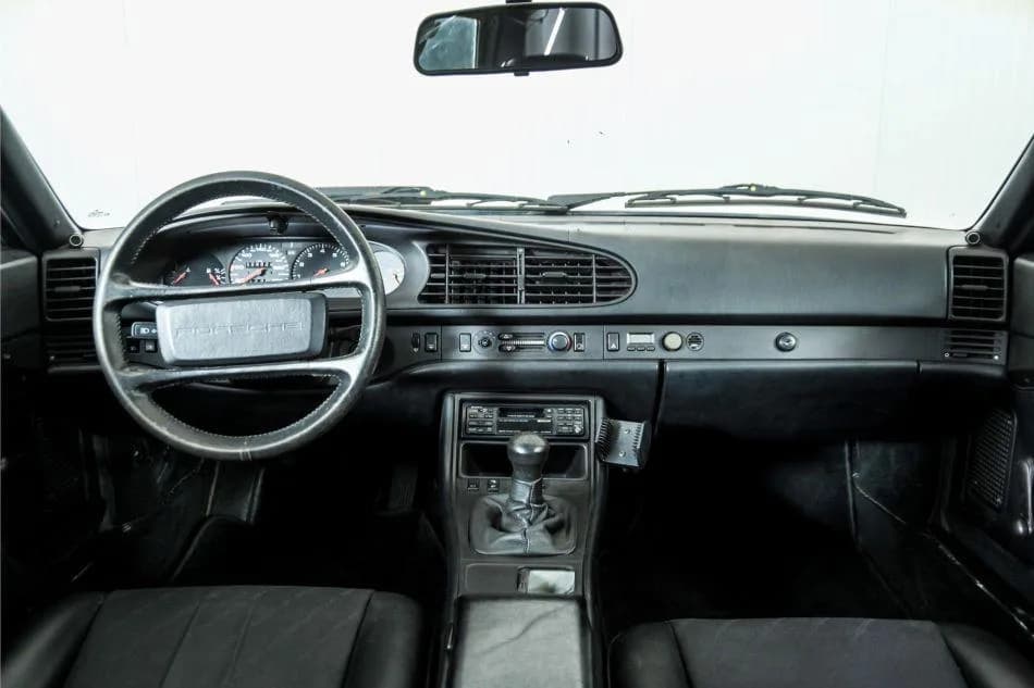 1987 Porsche 944 - Thumbnail 7