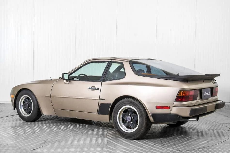 1983 Porsche 944 - Thumbnail 6