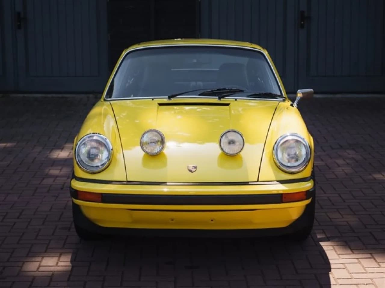 1977 Porsche 911 Coupe - Thumbnail 3