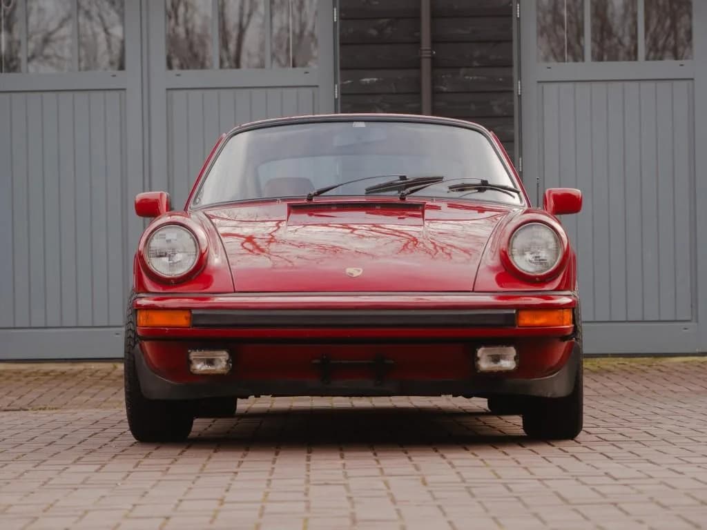 1975 Porsche 911 - Thumbnail 6