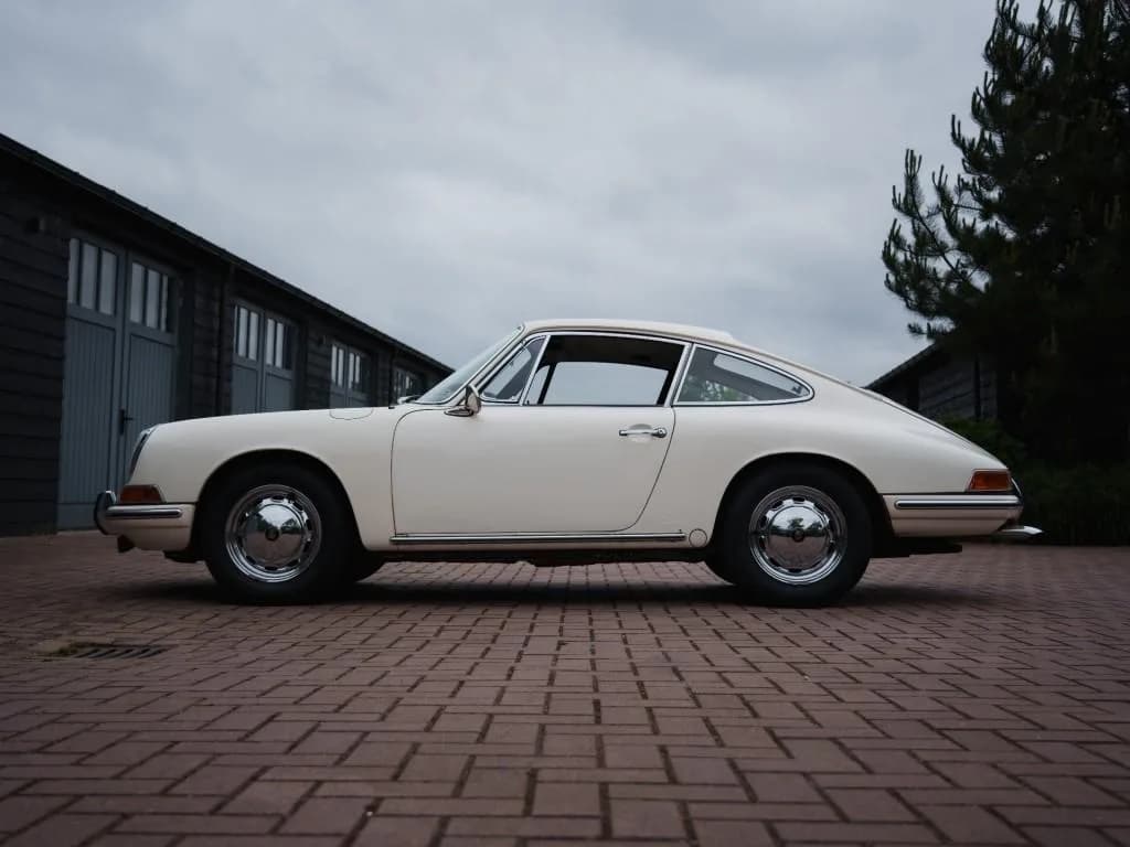 1966 Porsche 912 - Thumbnail 7