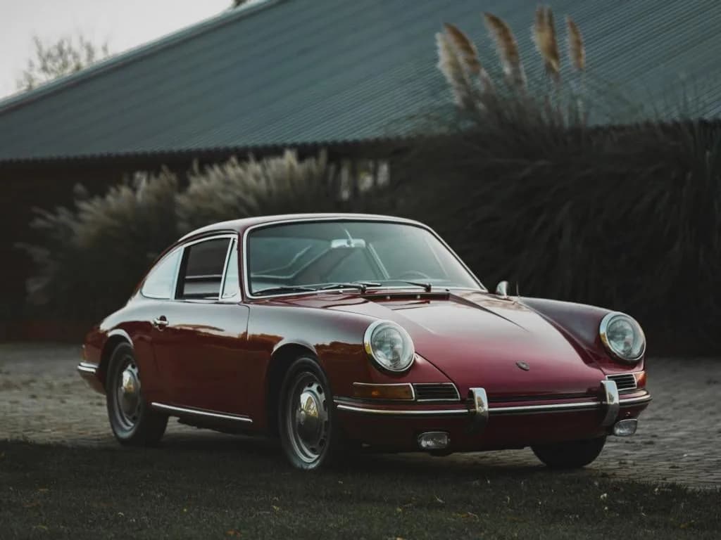1965 Porsche 911 - Thumbnail 5