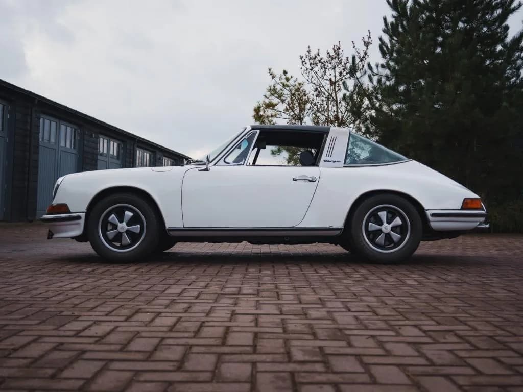1970 Porsche 911 - Thumbnail 5