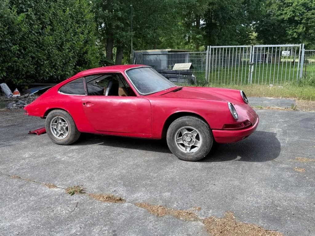 1965 Porsche 912 - Thumbnail 4