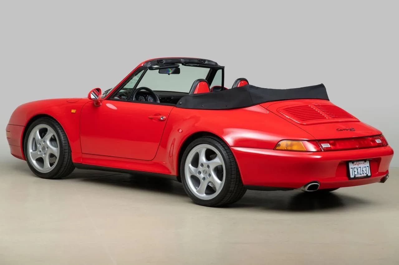 1998 Porsche 911 Carrera S Cabriolet - Thumbnail 4