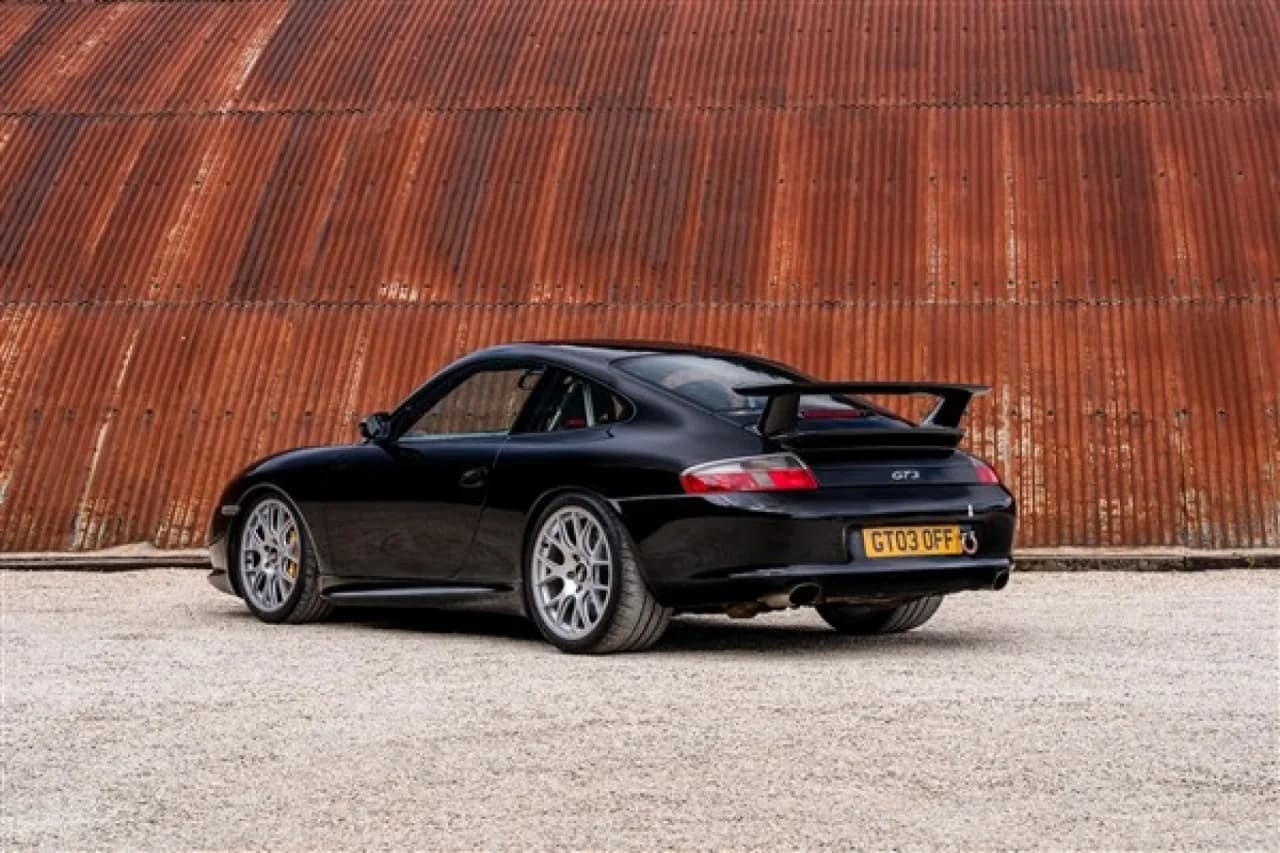 2003 Porsche 911 GT3 - Thumbnail 4