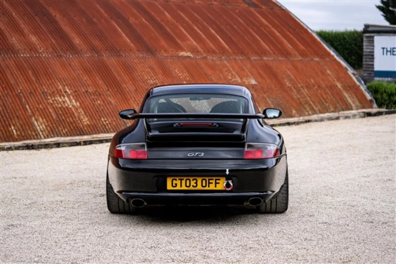2003 Porsche 911 GT3 - Thumbnail 6