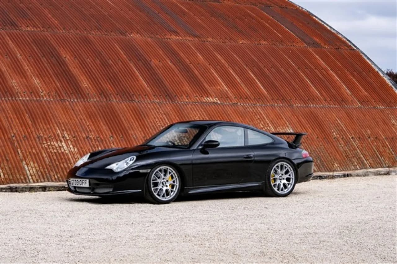 2003 Porsche 911 GT3 - Thumbnail 7