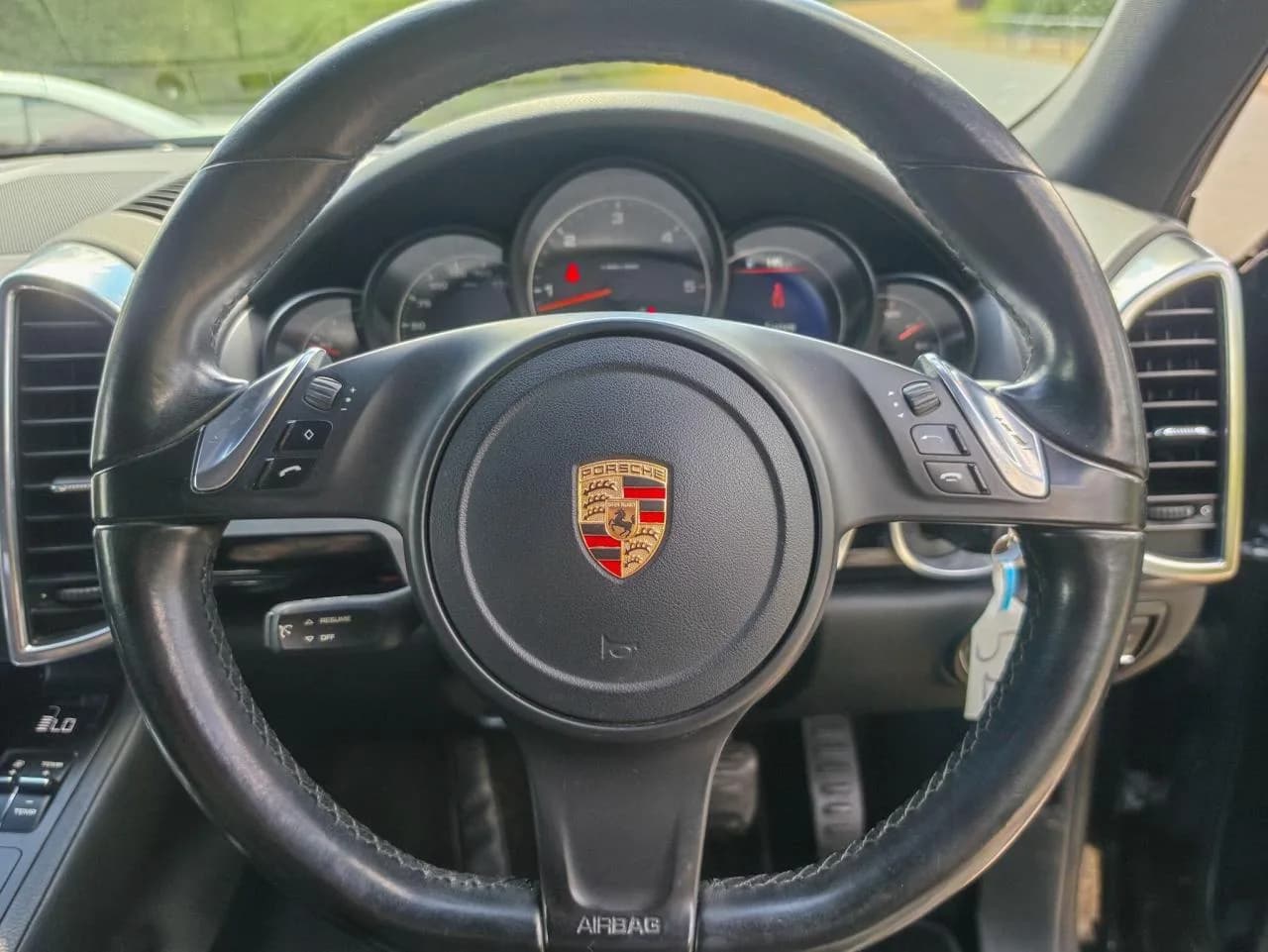 2013 Porsche 3.0 TD V6 Tiptronic 4WD Euro 5 (s/s) 5dr - Thumbnail 7