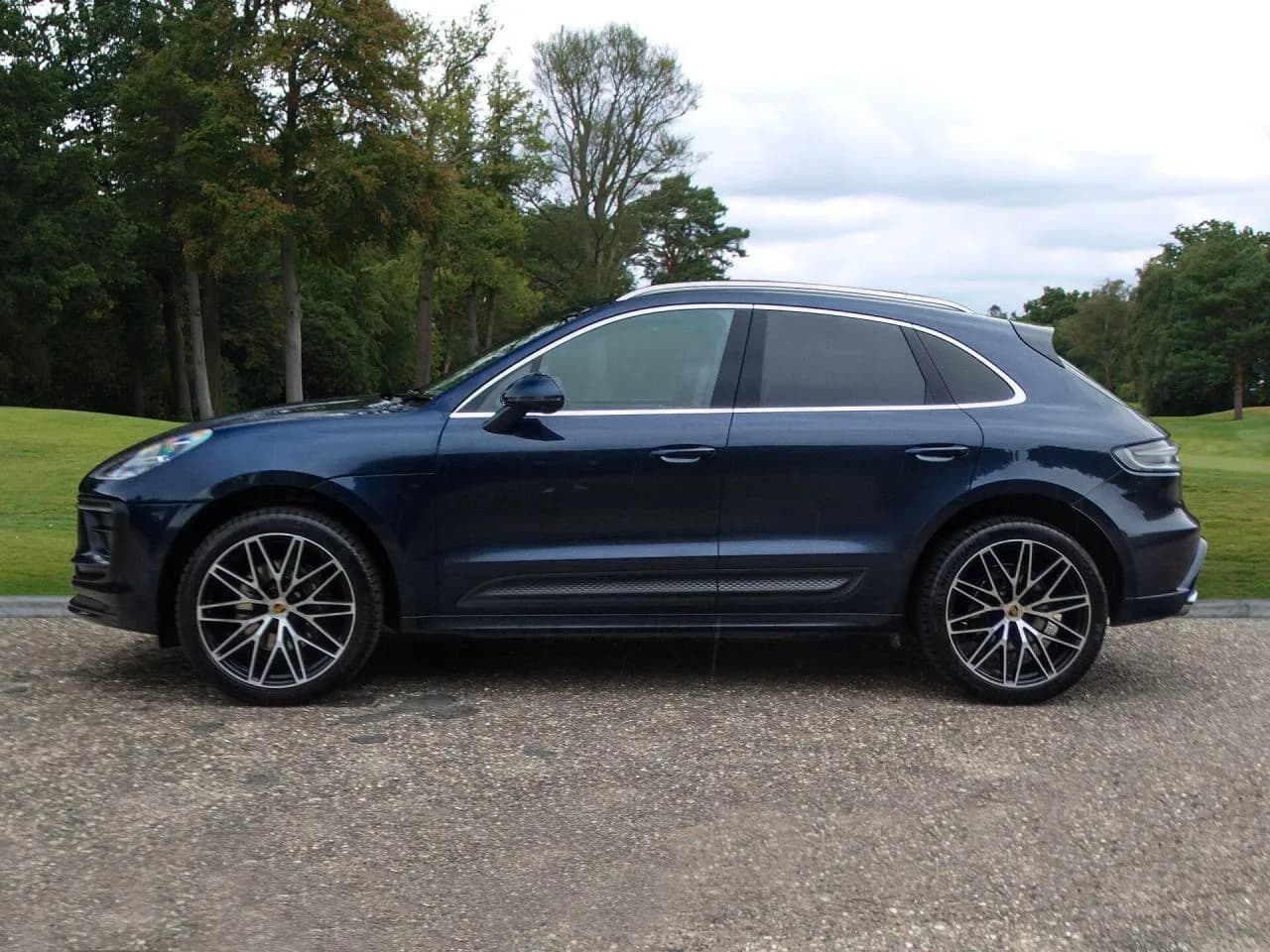 2022 Porsche 2.0T PDK 4WD Euro 6 (s/s) 5dr - Thumbnail 5