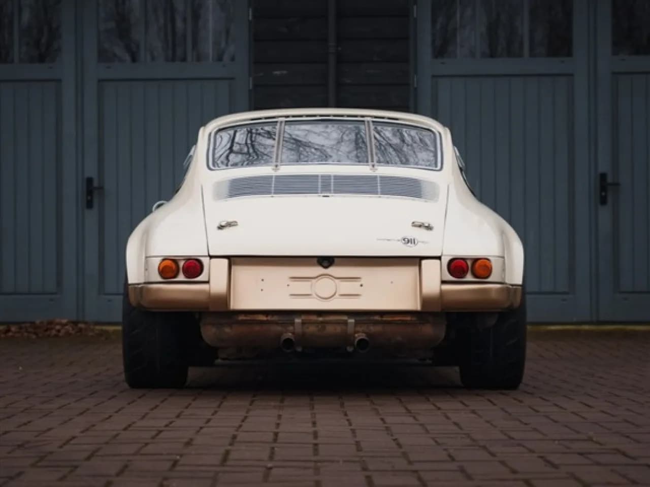 1984 Porsche 911 3.2 Carrera - Thumbnail 7