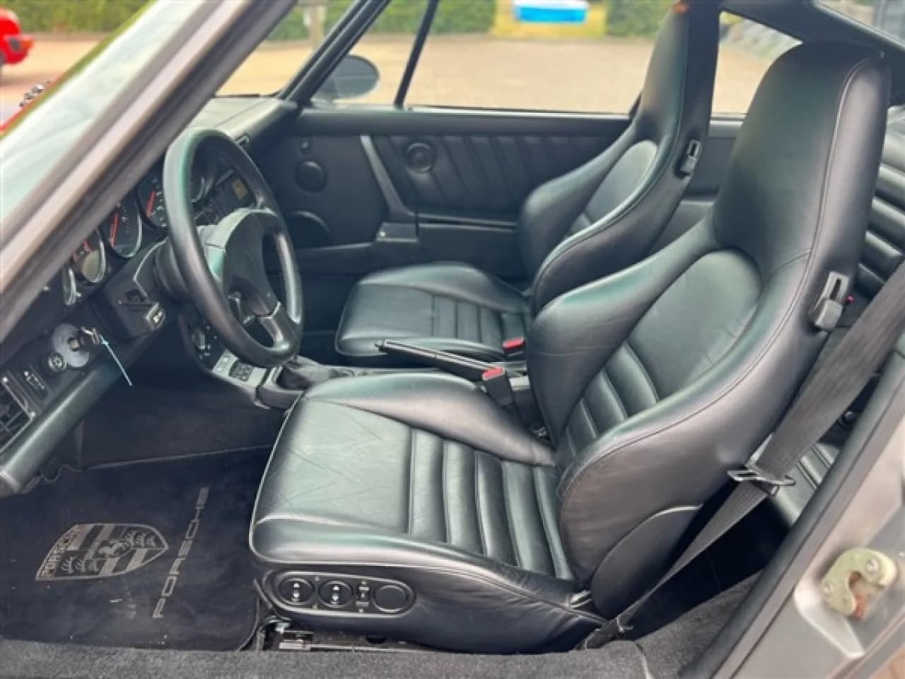 1990 Porsche 911 (964) Carrera 4 Coupé - Thumbnail 7