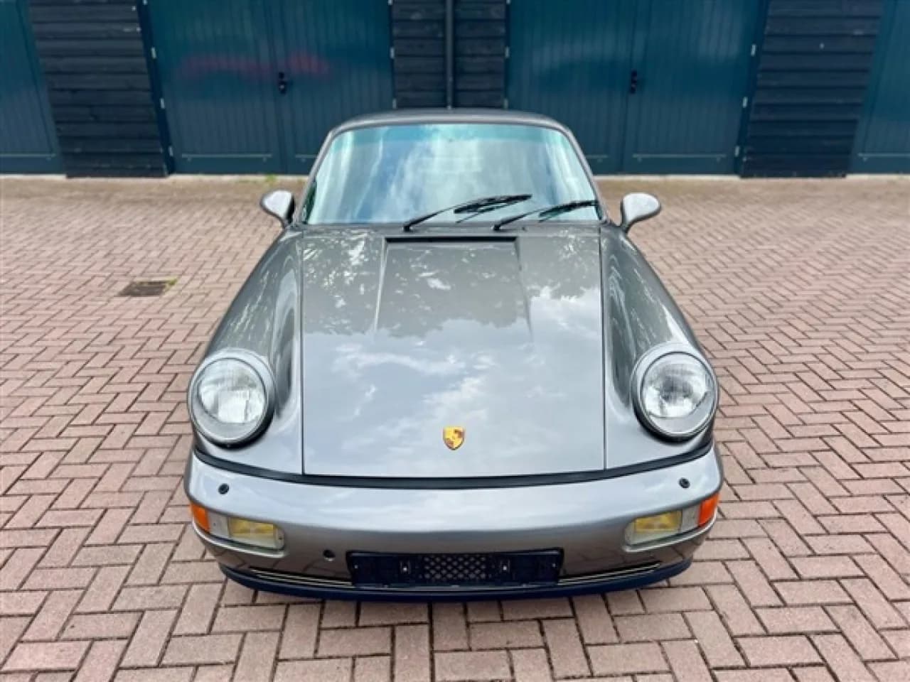 1990 Porsche 911 (964) Carrera 4 Coupé - Thumbnail 3