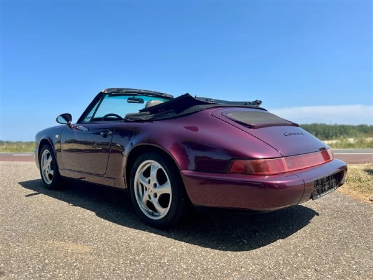 1992 Porsche 964 Carrera 4 Cabriolet - Thumbnail 2