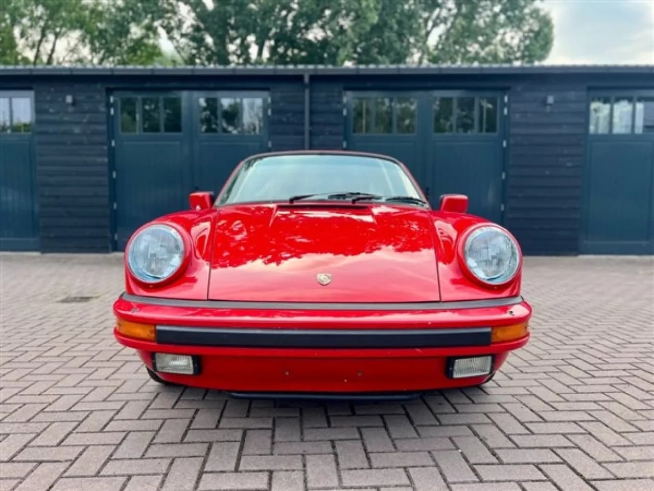 1984 Porsche 911 Carrera - Thumbnail 8