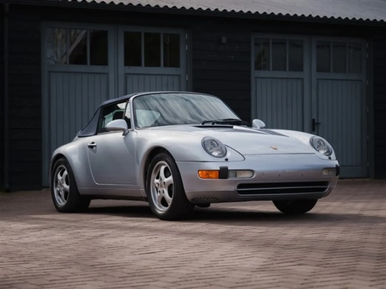 1996 Porsche 911 (993) Cabriolet - Thumbnail 4