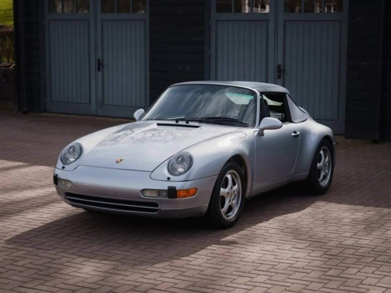 1996 Porsche 911 (993) Cabriolet - Thumbnail 2