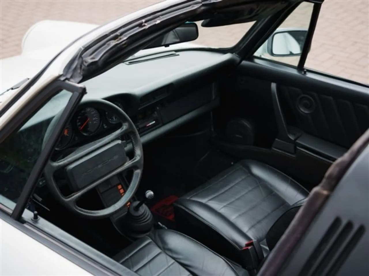 1983 Porsche 911 Targa - Thumbnail 6