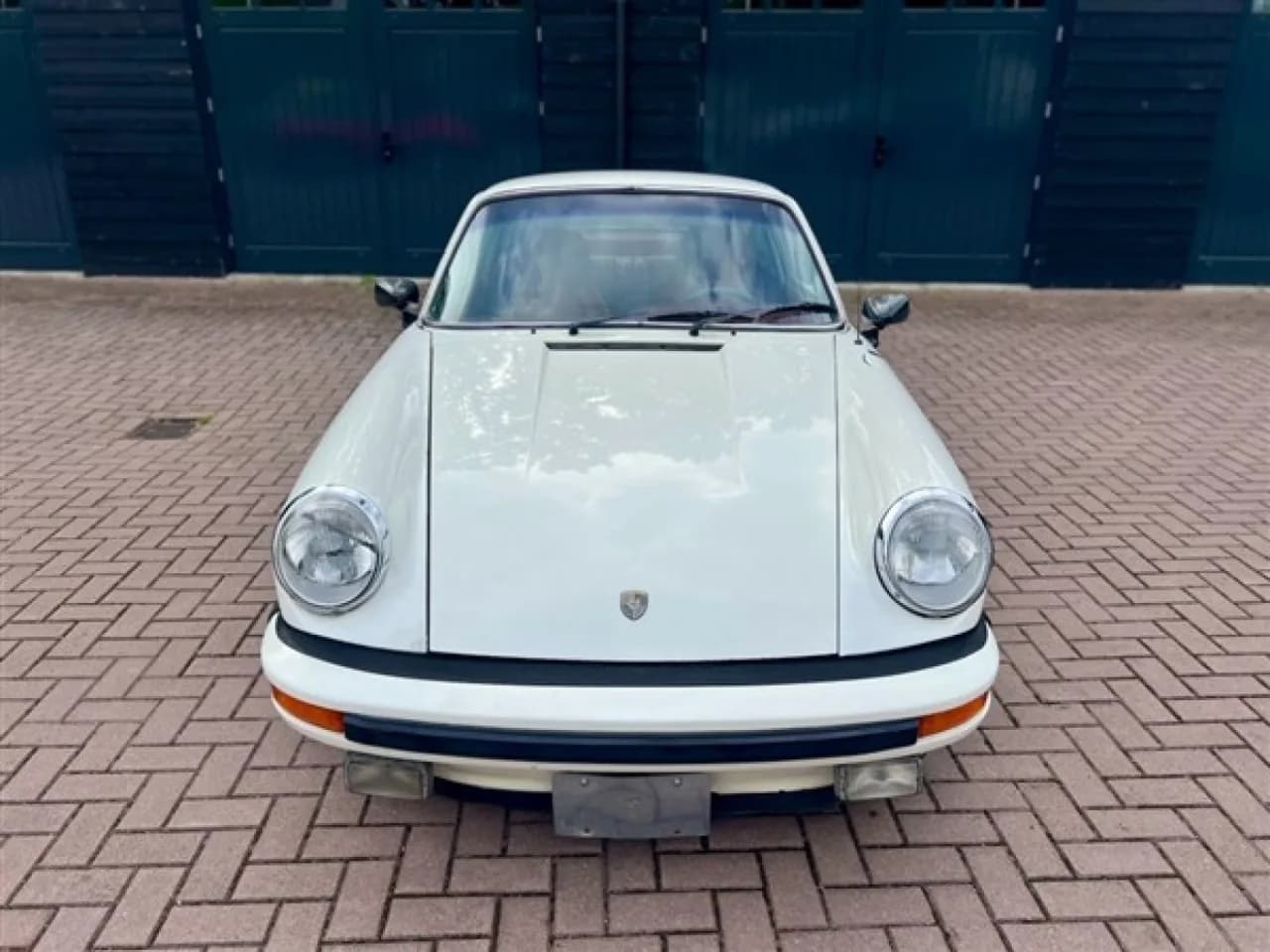 1975 Porsche 911 2.7 Carrera - Thumbnail 4