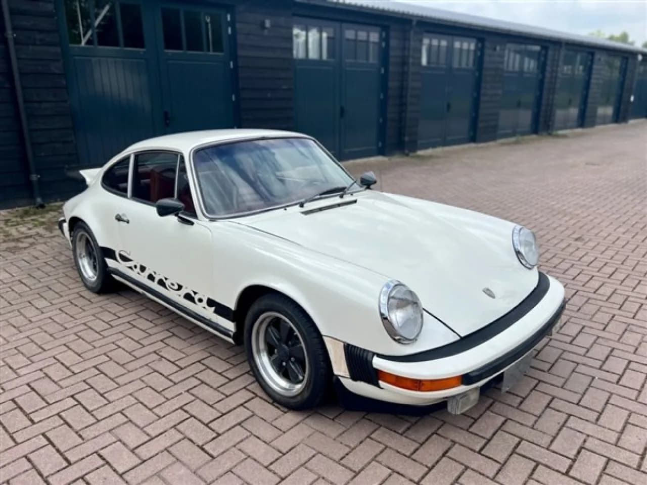 1975 Porsche 911 2.7 Carrera - Thumbnail 3