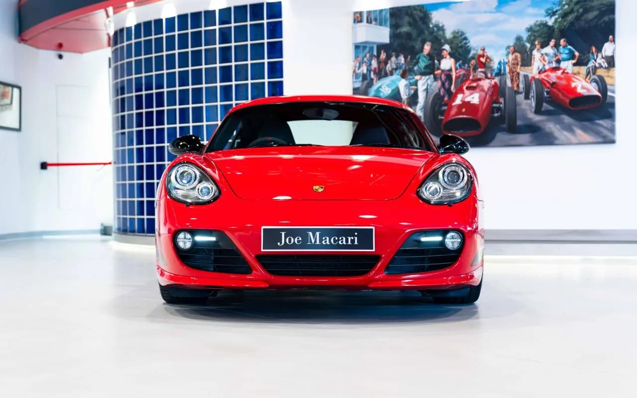 2011 Porsche Cayman R - Thumbnail 2