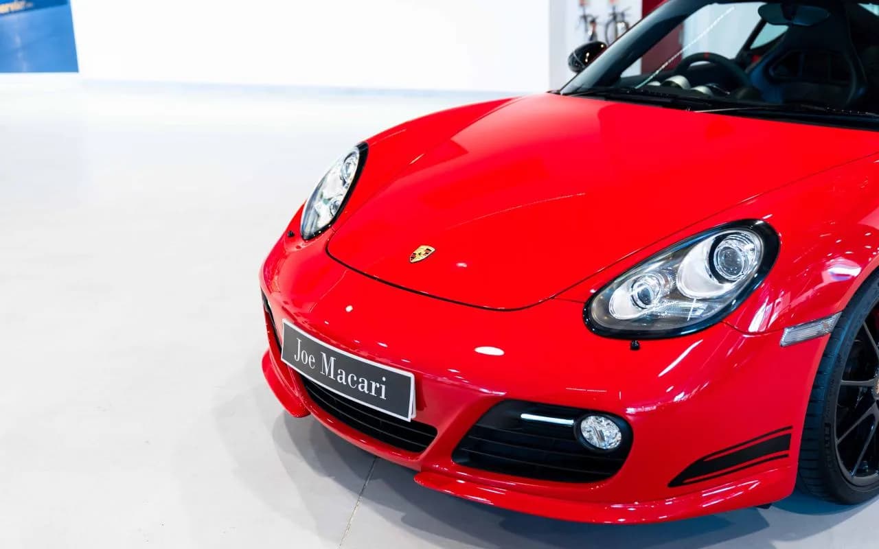 2011 Porsche Cayman R - Thumbnail 3