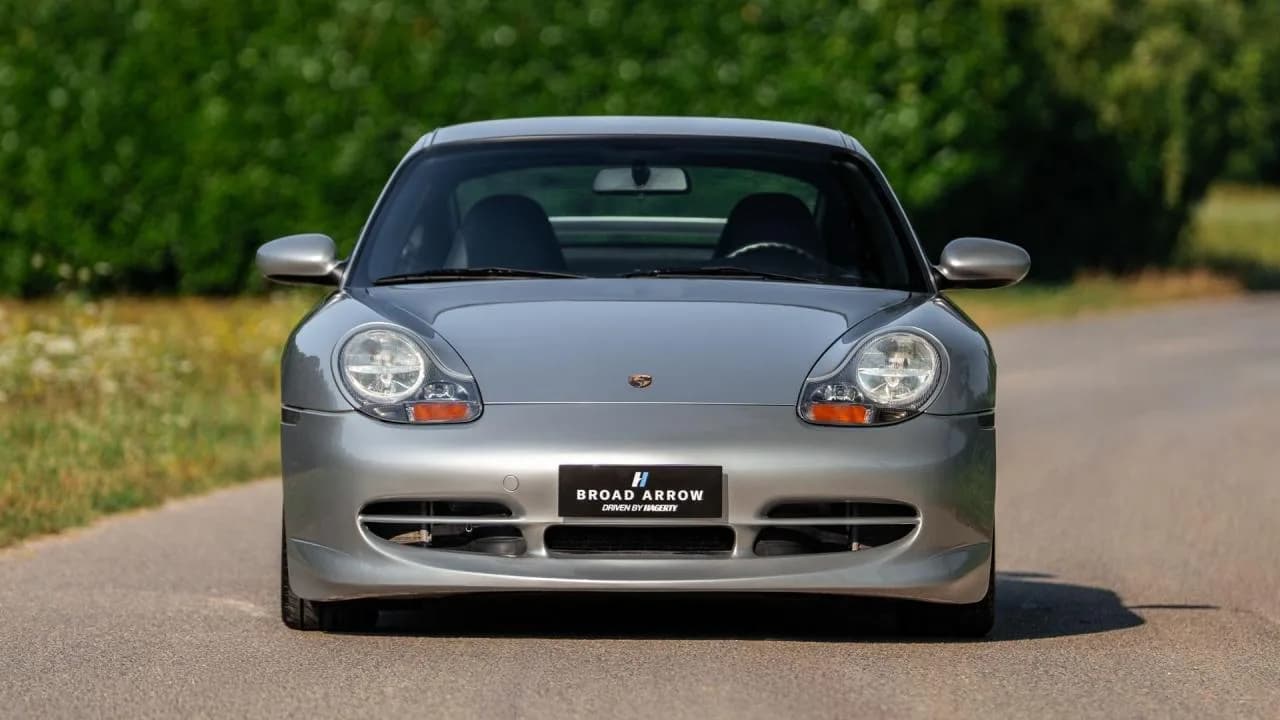 2000 Porsche 911 GT3 - Thumbnail 6