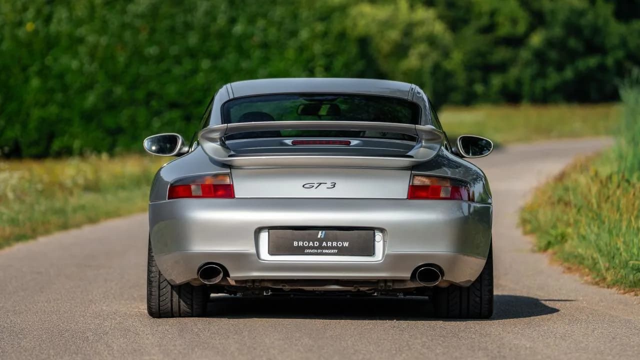 2000 Porsche 911 GT3 - Thumbnail 7