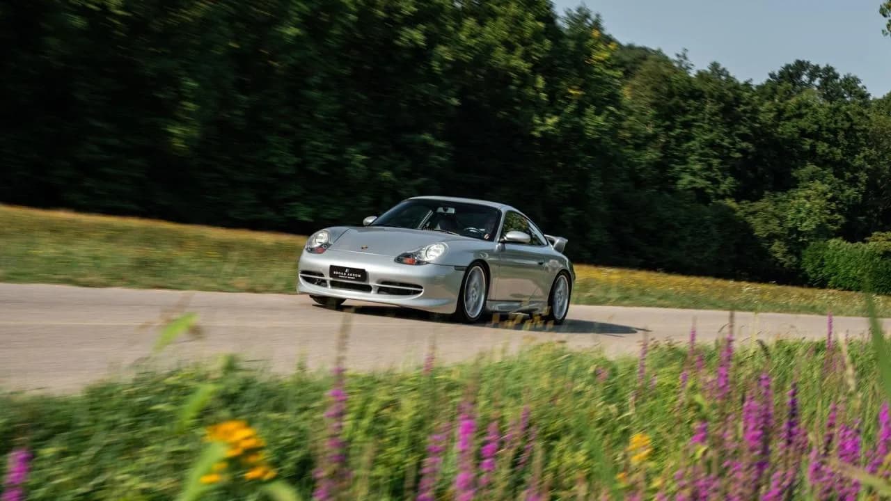 2000 Porsche 911 GT3 - Thumbnail 8