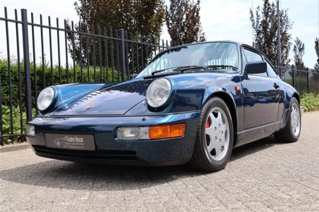 1990 Porsche 964 Carrera 4 Coupé - Thumbnail 4