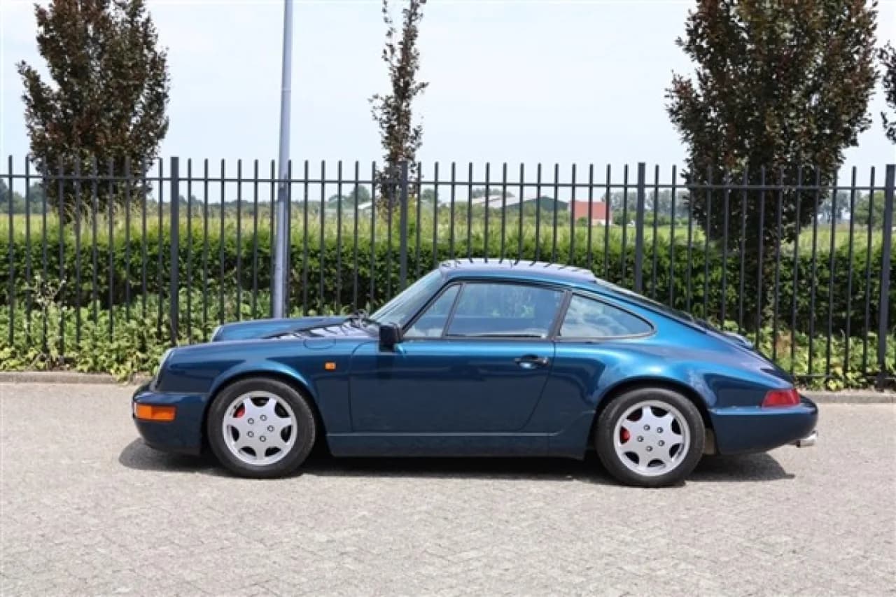 1990 Porsche 964 Carrera 4 Coupé - Thumbnail 5