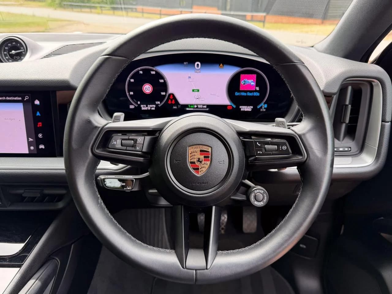 2024 Porsche 3.0 V6 E-Hybrid 25.9kWh TiptronicS 4WD Euro 6 (s/s) 5dr - Thumbnail 7