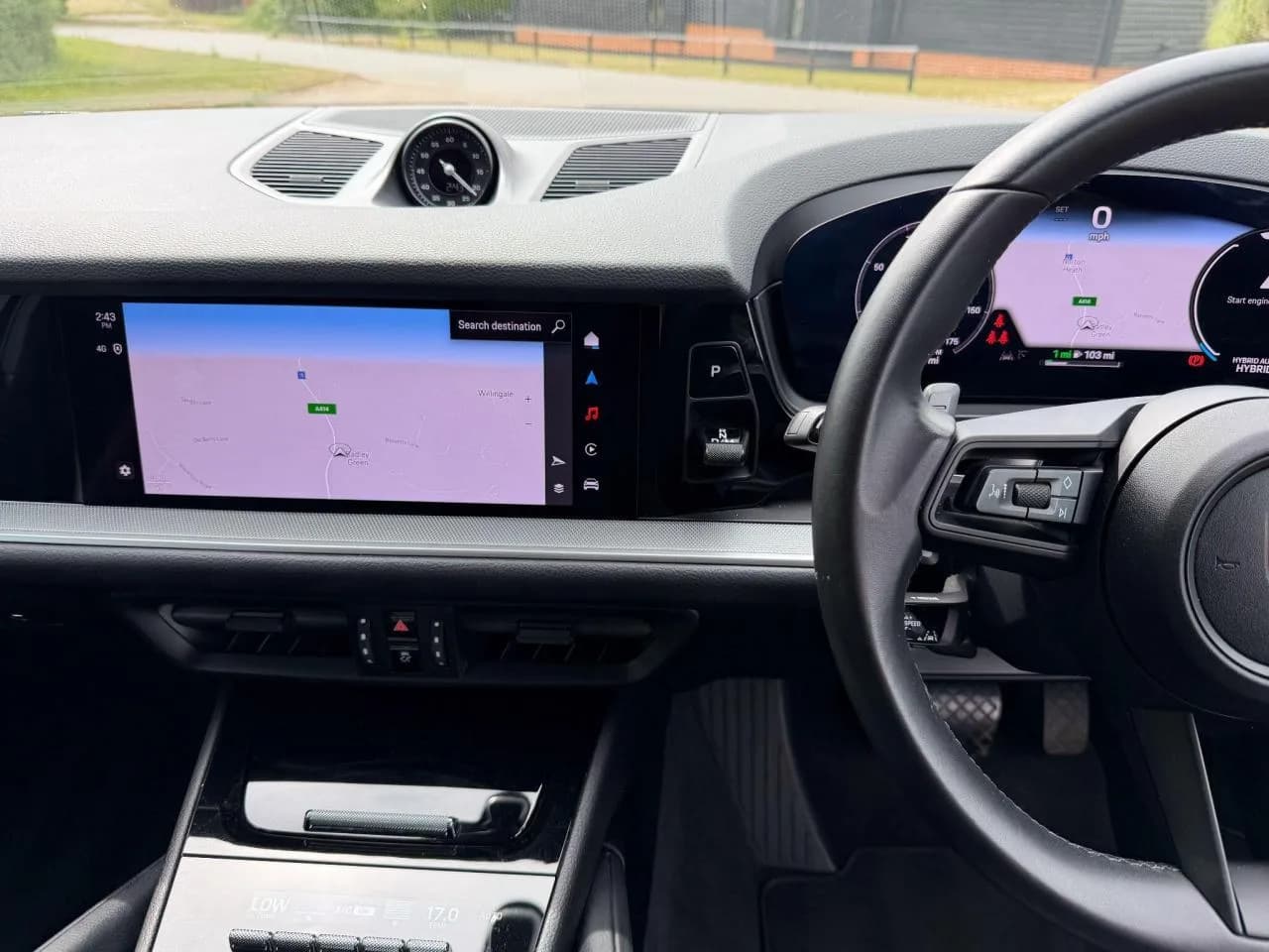 2024 Porsche 3.0 V6 E-Hybrid 25.9kWh TiptronicS 4WD Euro 6 (s/s) 5dr - Thumbnail 8