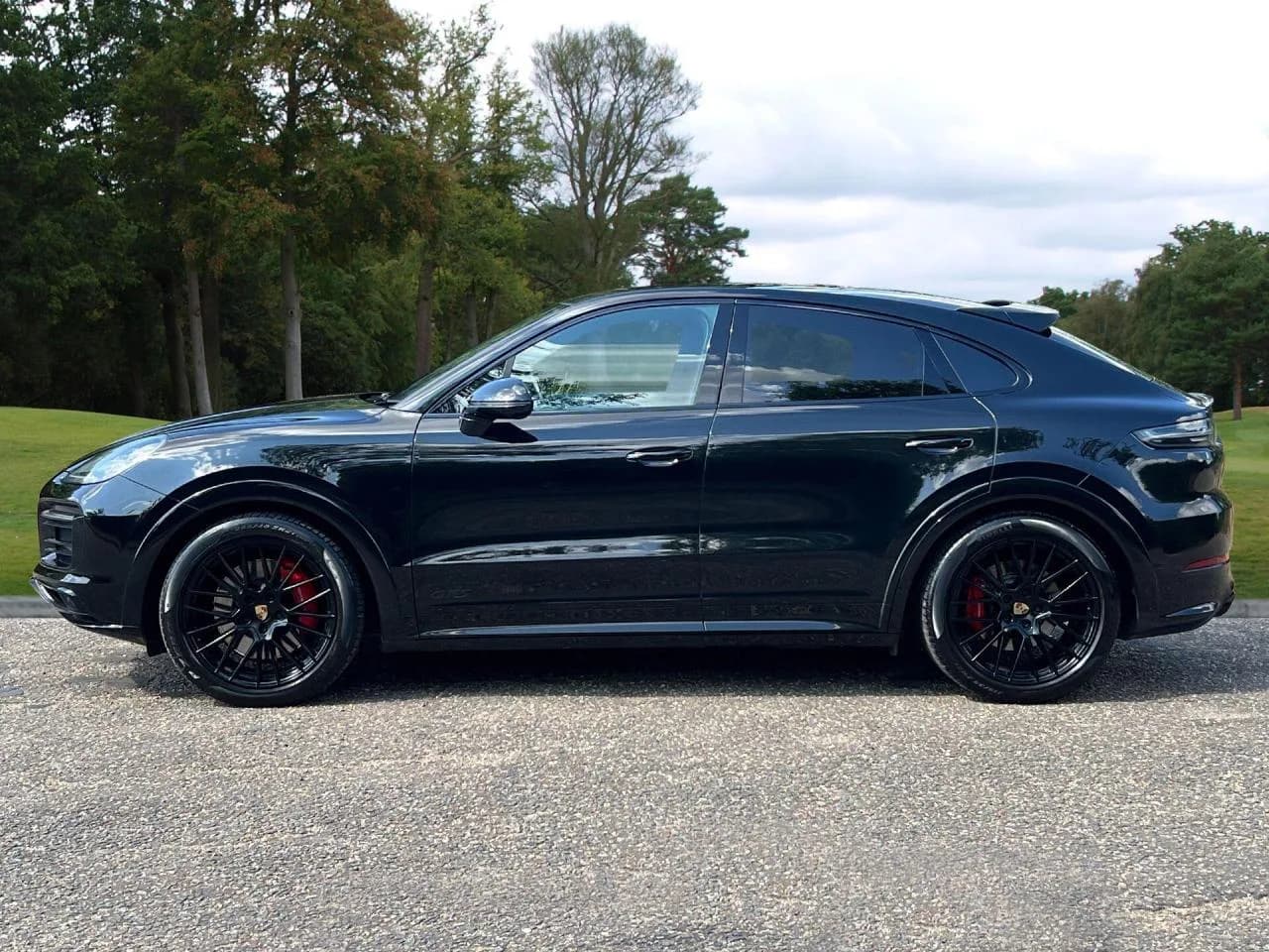 2023 Porsche 4.0T V8 GTS TiptronicS 4WD Euro 6 (s/s) 5dr - Thumbnail 2