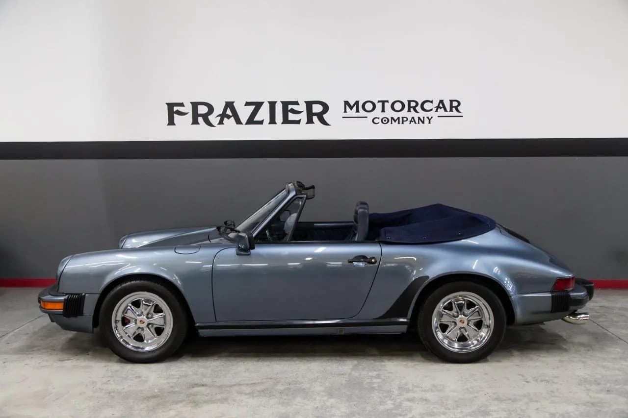 1984 Porsche 911 Carrera Cabriolet - Thumbnail 4