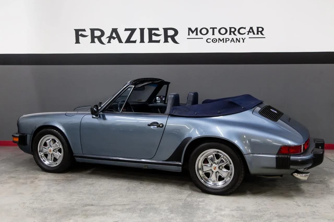 1984 Porsche 911 Carrera Cabriolet - Thumbnail 5