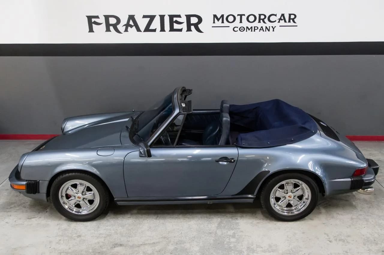 1984 Porsche 911 Carrera Cabriolet - Thumbnail 3