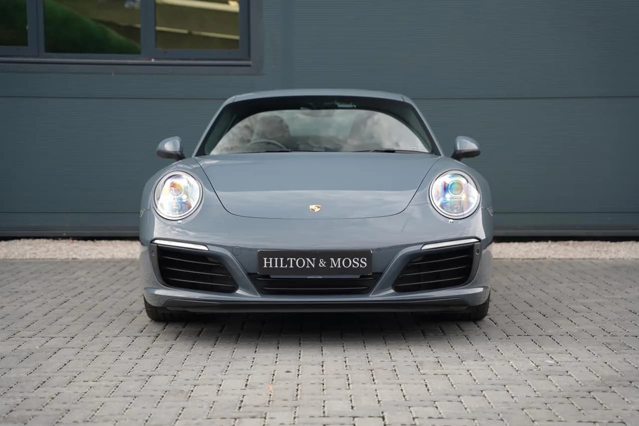 2016 Porsche 911 - Thumbnail 7