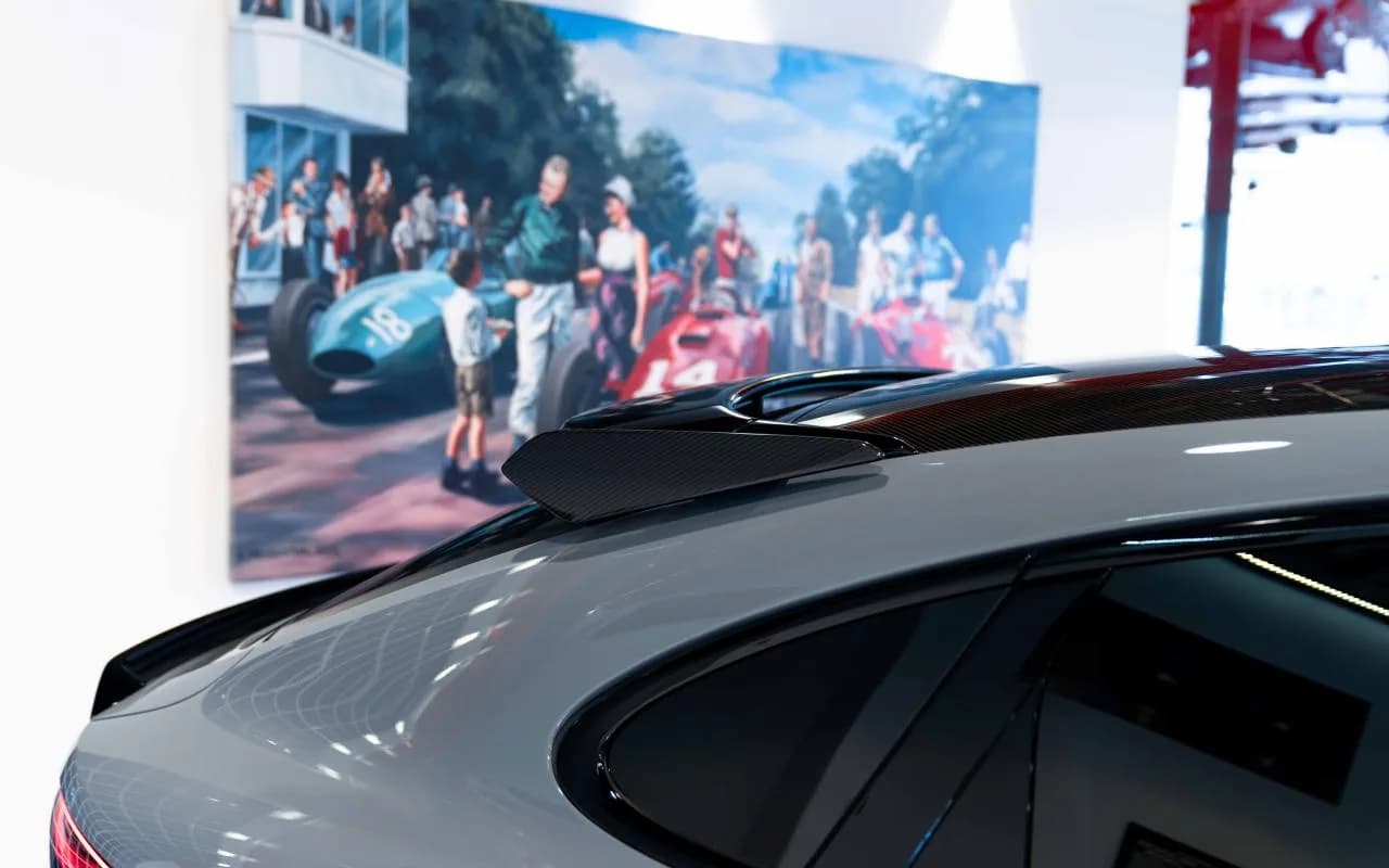 2022 Porsche Cayenne - Thumbnail 4