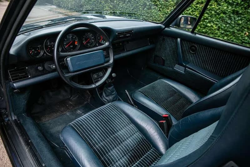1986 Porsche 911 Carrera - Thumbnail 2