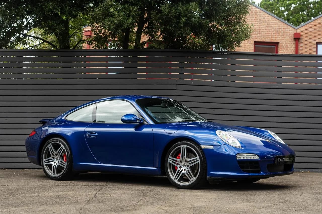 2010 Porsche 911 (997.2) CARRERA S - Thumbnail 2