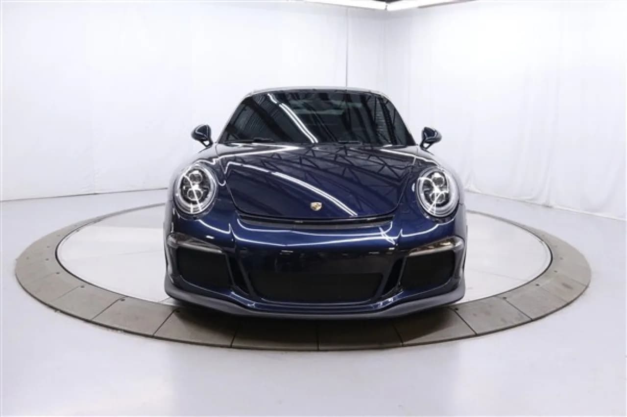 2015 Porsche 911 GT3 - Thumbnail 3