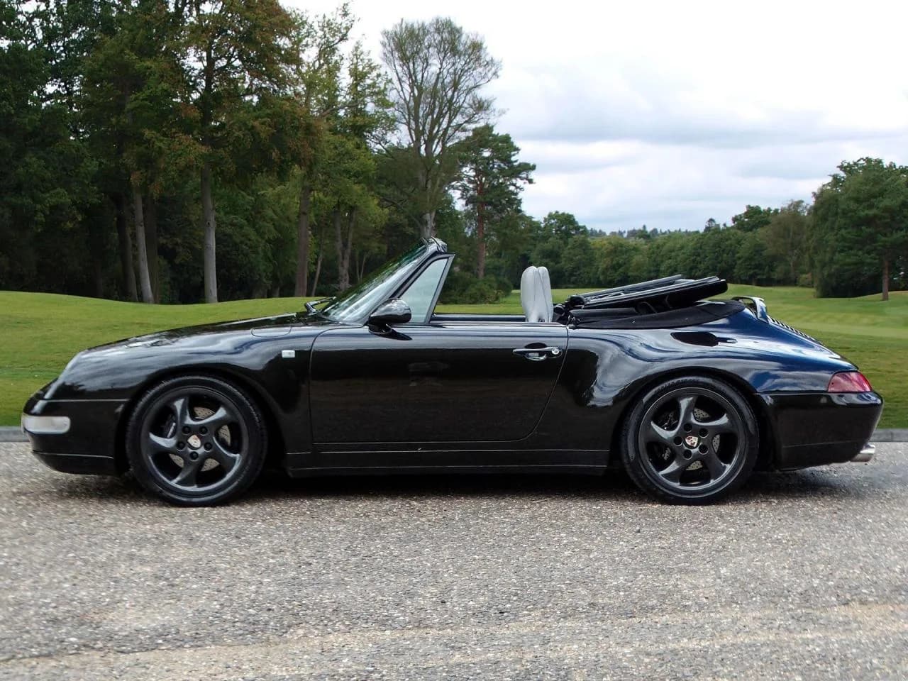 1995 Porsche 3.6 993 Carrera Cabriolet Tiptronic S 2dr - Thumbnail 2