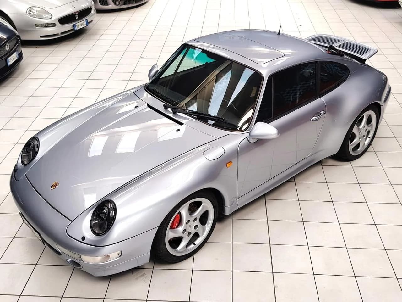 1995 Porsche 993 CARRERA 4S COUPE&rsquo; 1995 - Thumbnail 5