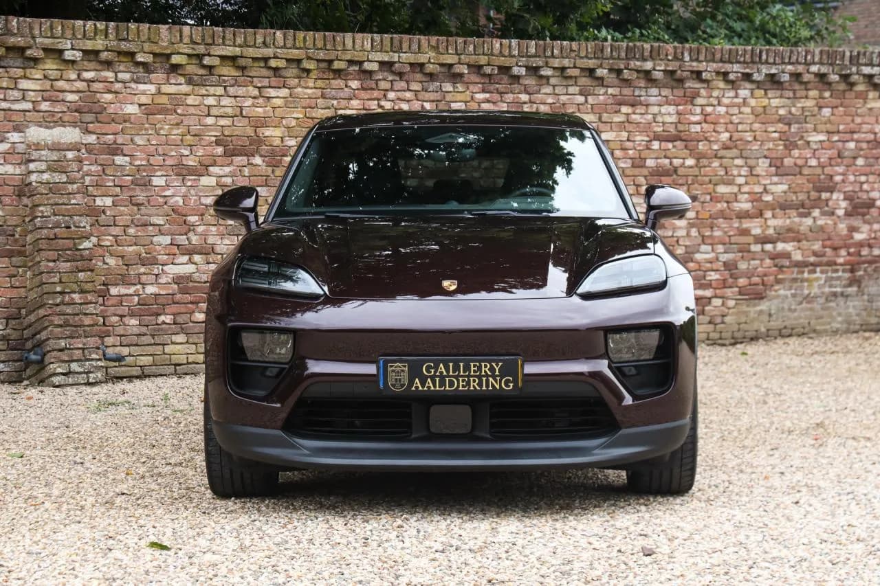 2025 Porsche Macan 4S &ldquo;Copper Ruby Metallic&rdquo; PRICE INCL. VAT - Thumbnail 6