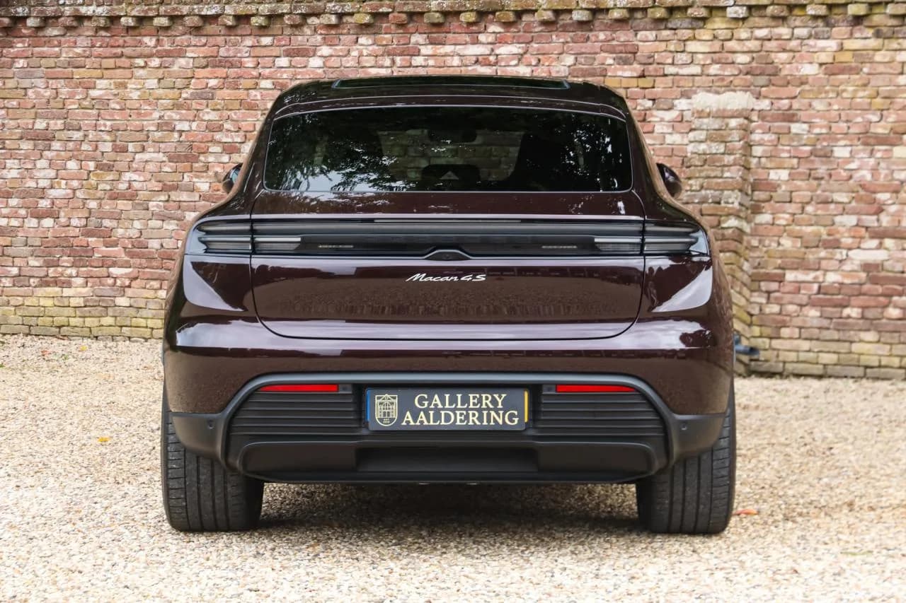 2025 Porsche Macan 4S &ldquo;Copper Ruby Metallic&rdquo; PRICE INCL. VAT - Thumbnail 7