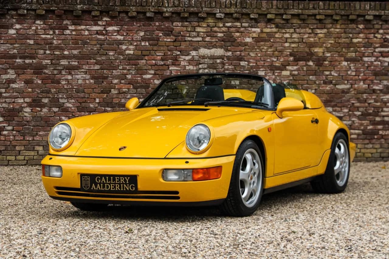 1993 Porsche 964 Speedster Small Body &ldquo;49.000 kms - Speedgelb&rdquo;