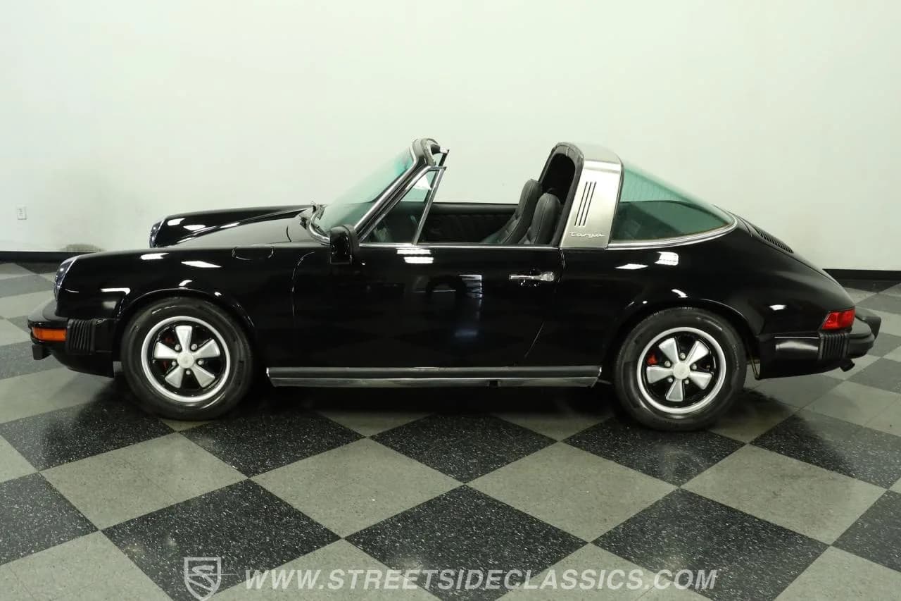1977 Porsche 911 S Targa - Thumbnail 2