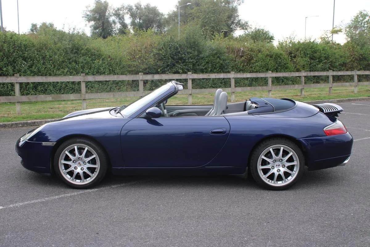 2001 Porsche 911 CARRERA 2 MANUAL - Thumbnail 6