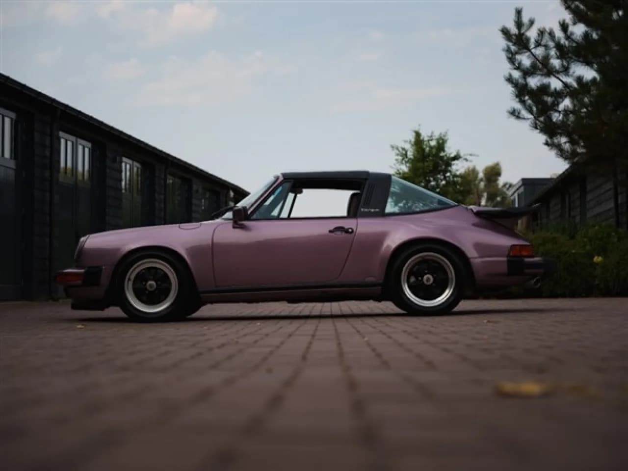 1986 Porsche 911 3.2 Carrera Targa - Thumbnail 2